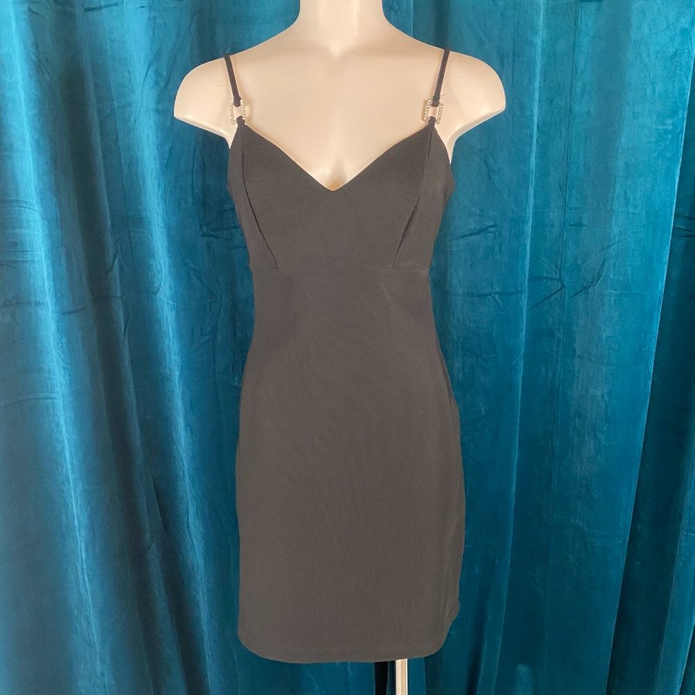 Xoxo Strappy V Neck Mini Dress Black - Picture 2 of 9